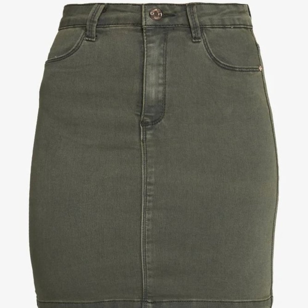 Missguided Khaki/Olive Green Mini Skirt - Size 6